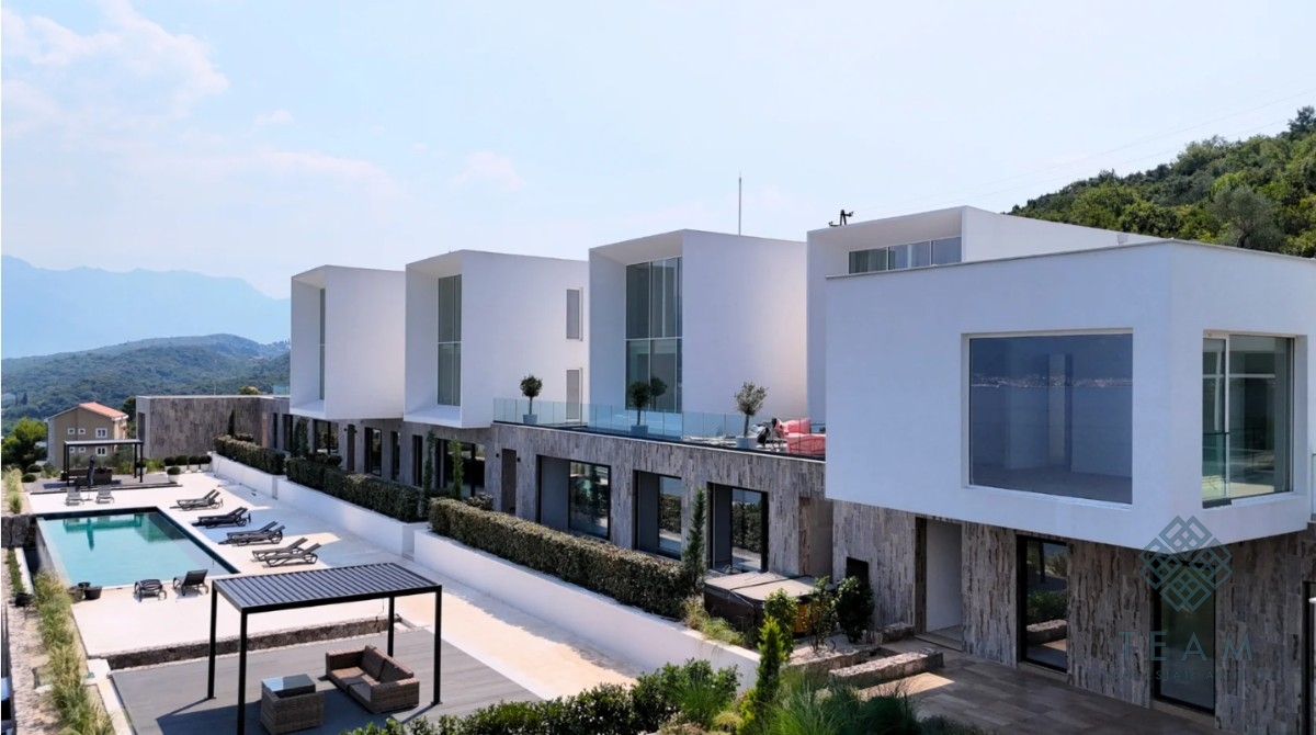 Tivat, Krašići, 1+1 daire 157 m²